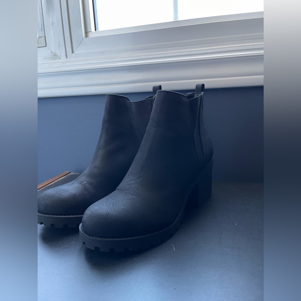 Dirty Laundry Heel Boots
